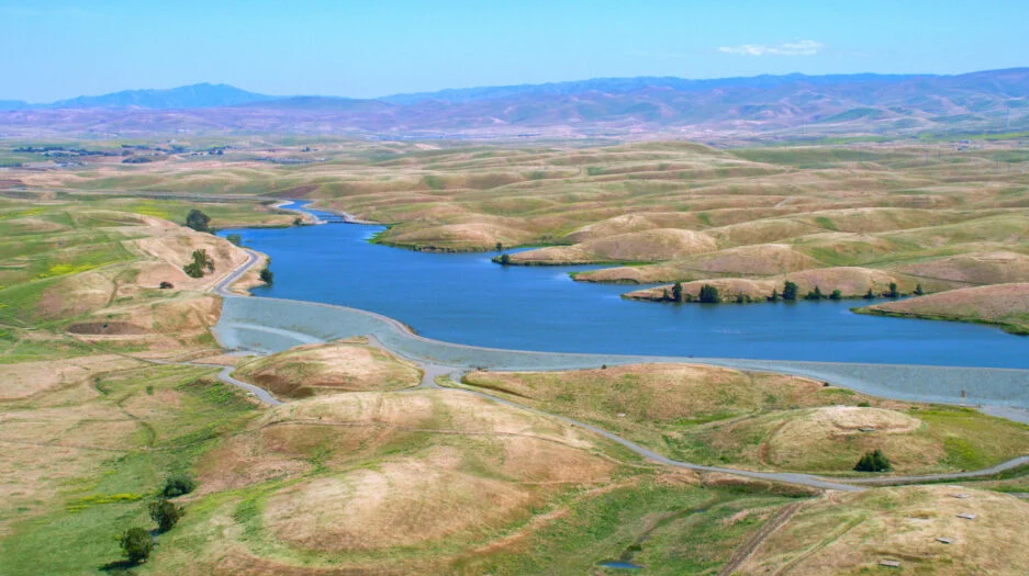 bird eye view of the Bethany Reservoir in California
